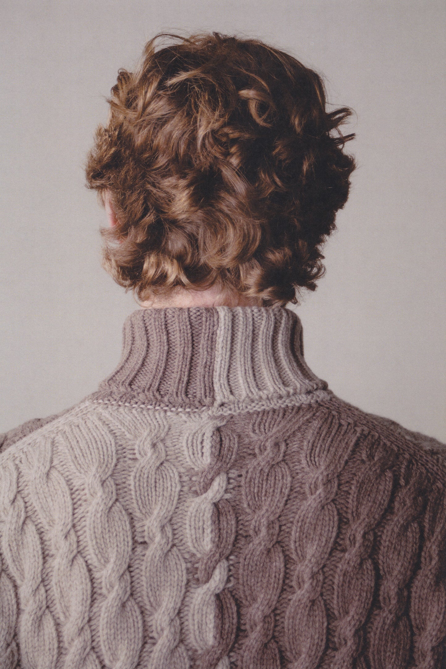 LONG-SLEEVE INTARSIA COLORBLOCK CABLE KNIT TURTLENECK SWEATER