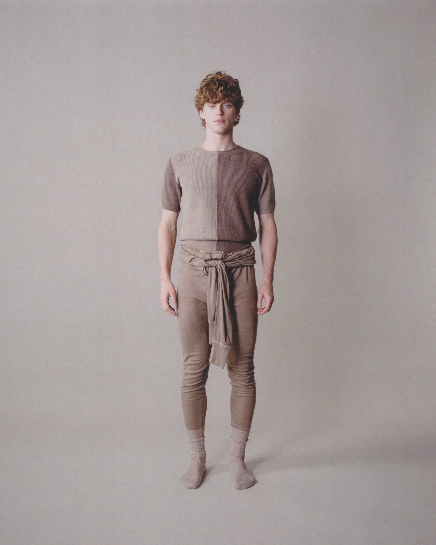 SHORT-SLEEVE INTARSIA COLORBLOCK CREW NECK SWEATER