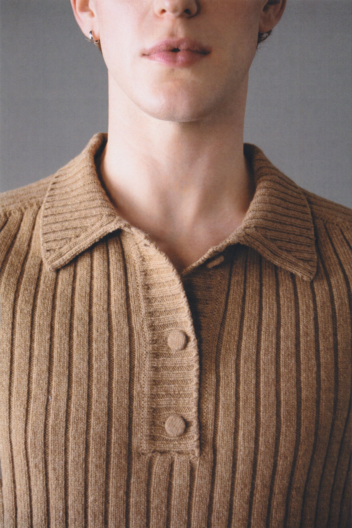 SHORT-SLEEVE RIBBED POLO PLACKET SWEATER