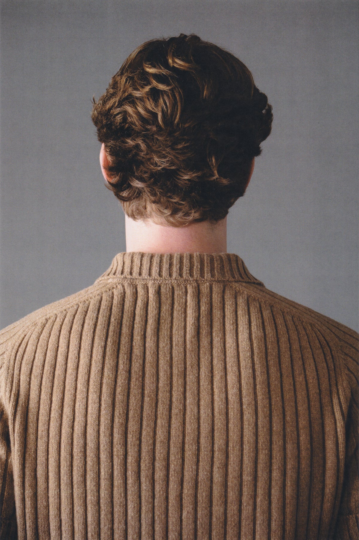 SHORT-SLEEVE RIBBED POLO PLACKET SWEATER