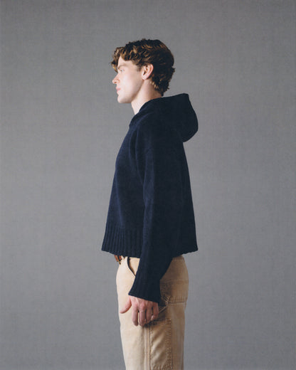 LONG-SLEEVE HOODIE SWEATER